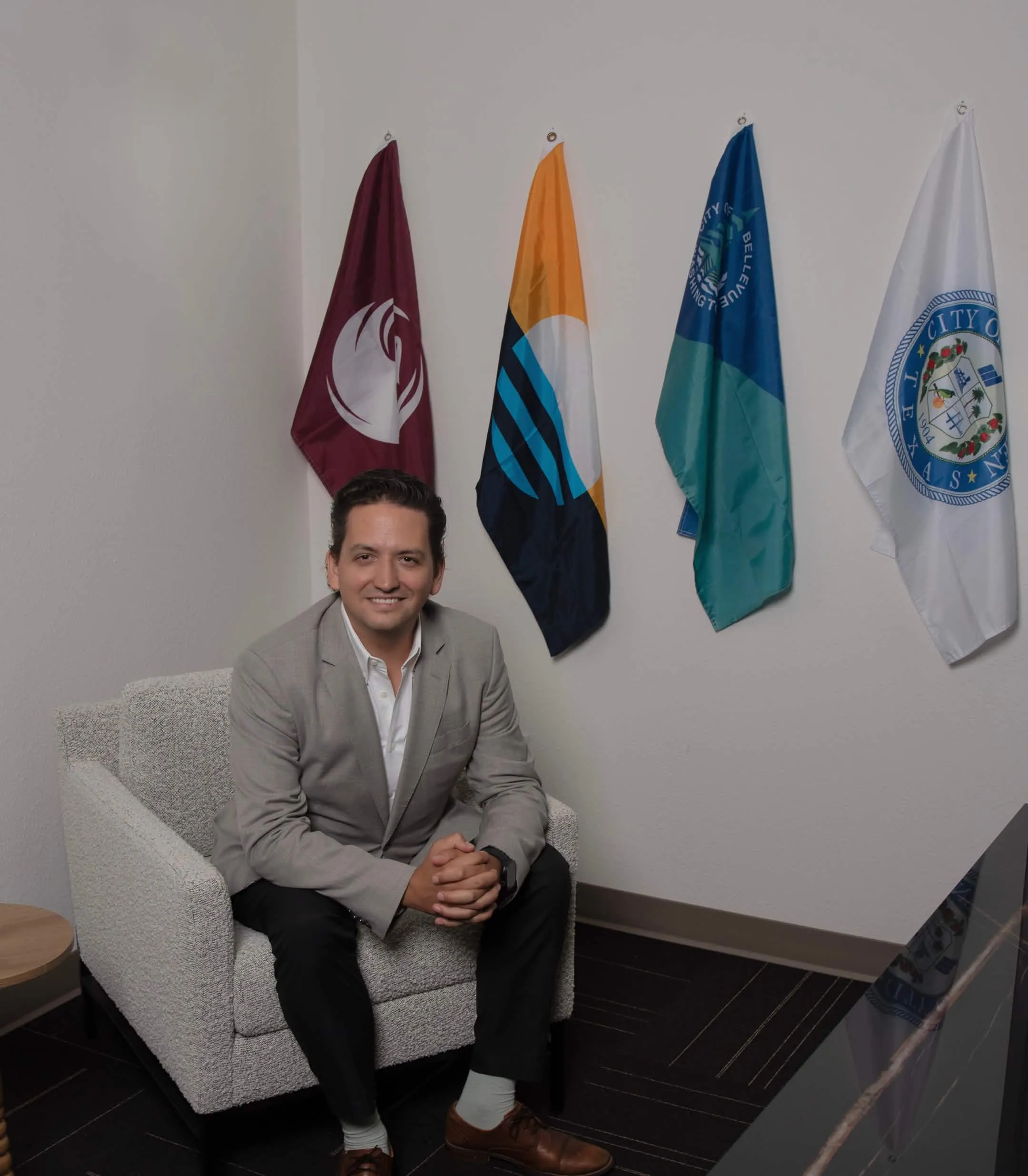 Dr. Eduardo Martinez del Campo at the Neurosurgical Institute of the Valley